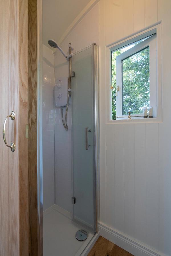 Bannfield Shepherds Hut Ballymoney Bagian luar foto