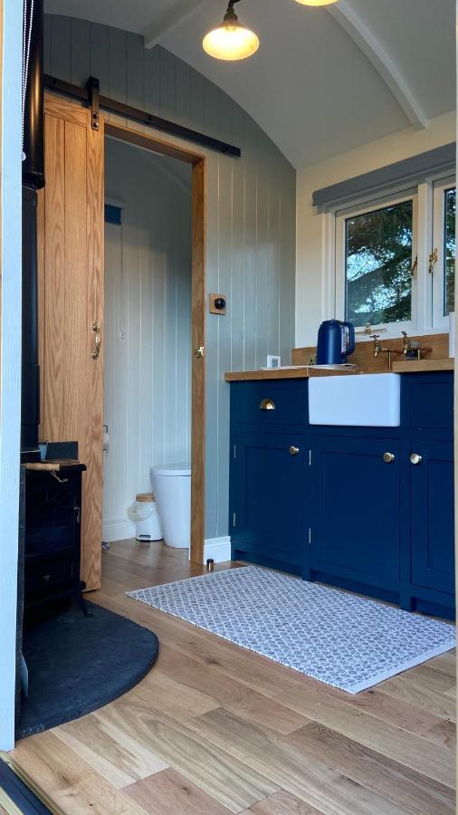 Bannfield Shepherds Hut Ballymoney Bagian luar foto